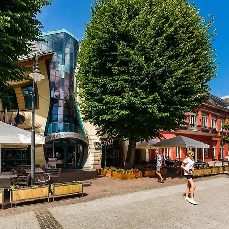 アパート Happy Monte Cassino 44 A *